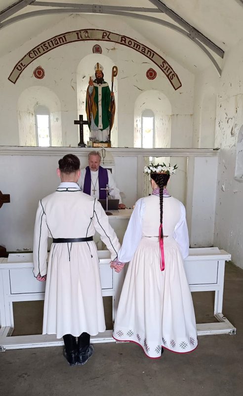 Laulības kapelā Sv. Patrika kalna virsotnē