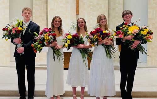 Milvoku draudzes iesvētītie jaunieši